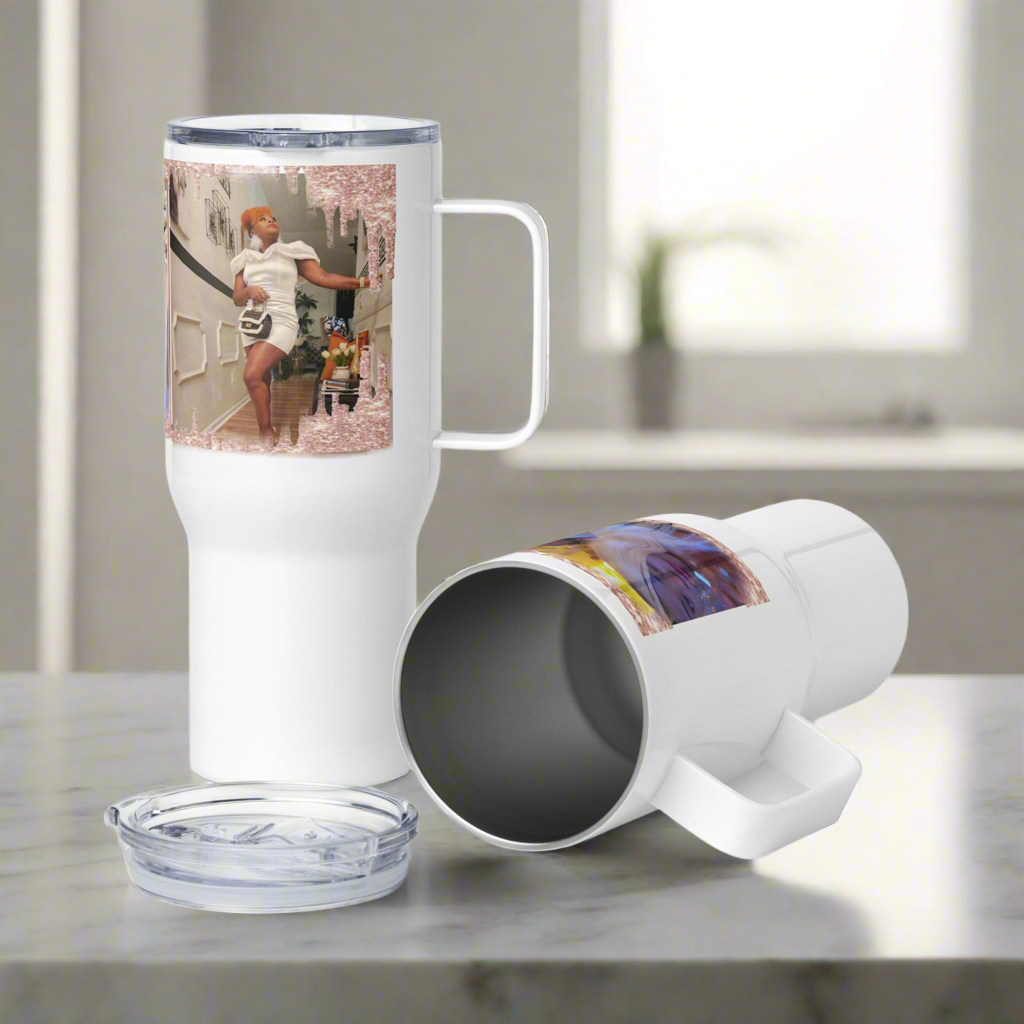 Marie S. Travel mug with a handle