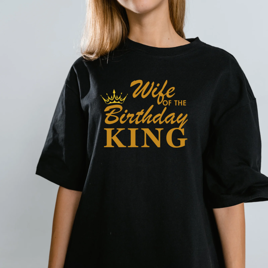 Queen  Birthday King and birthday queen female Unisex Heavy Cotton Tee