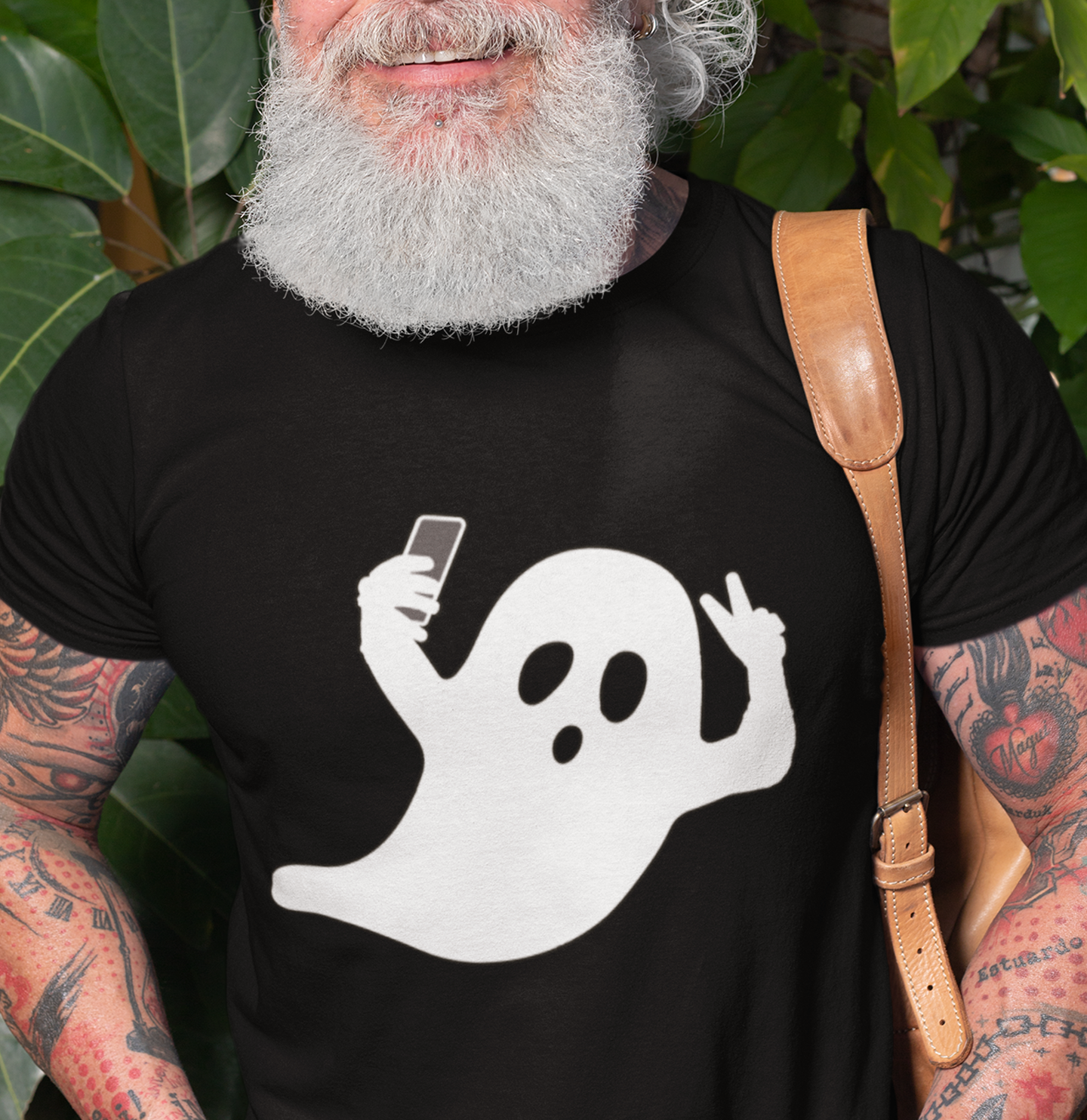 Halloween Ghost selfie ( 1 Last Ghost Selfie ) Unisex Heavy Cotton Tee