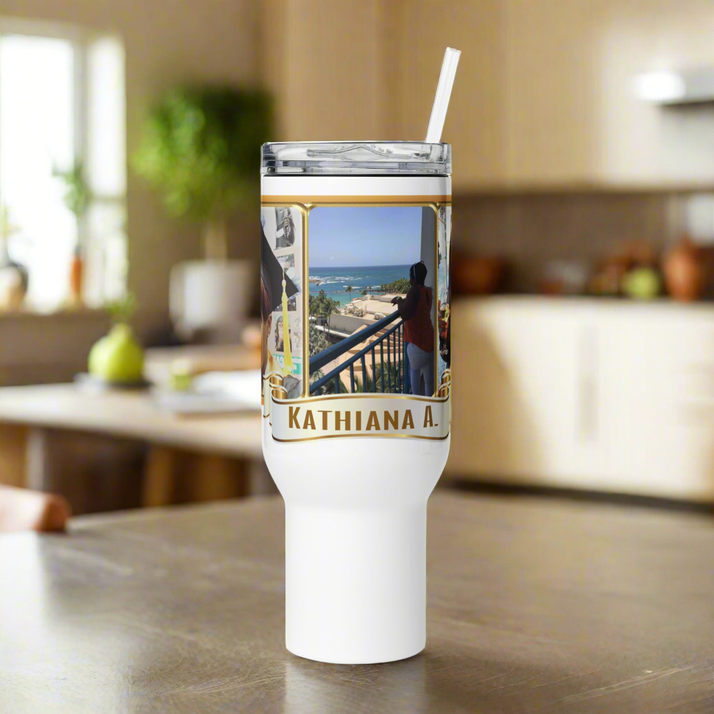 Kathiana A Travel mug with a handle